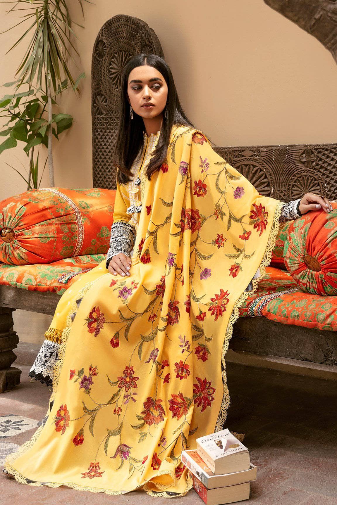 img_zaha_lawn_2021_awwal_boutique