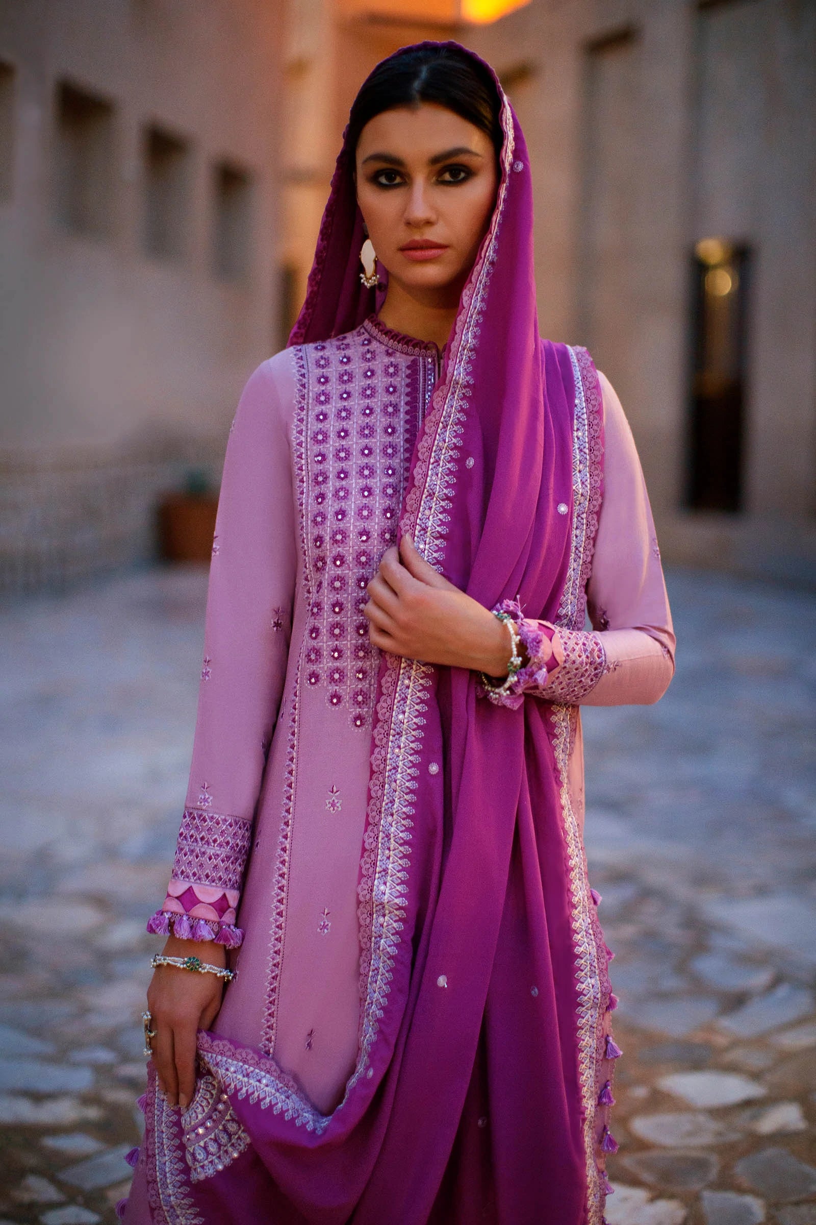 img_zaha_lawn_22_awwal_boutique