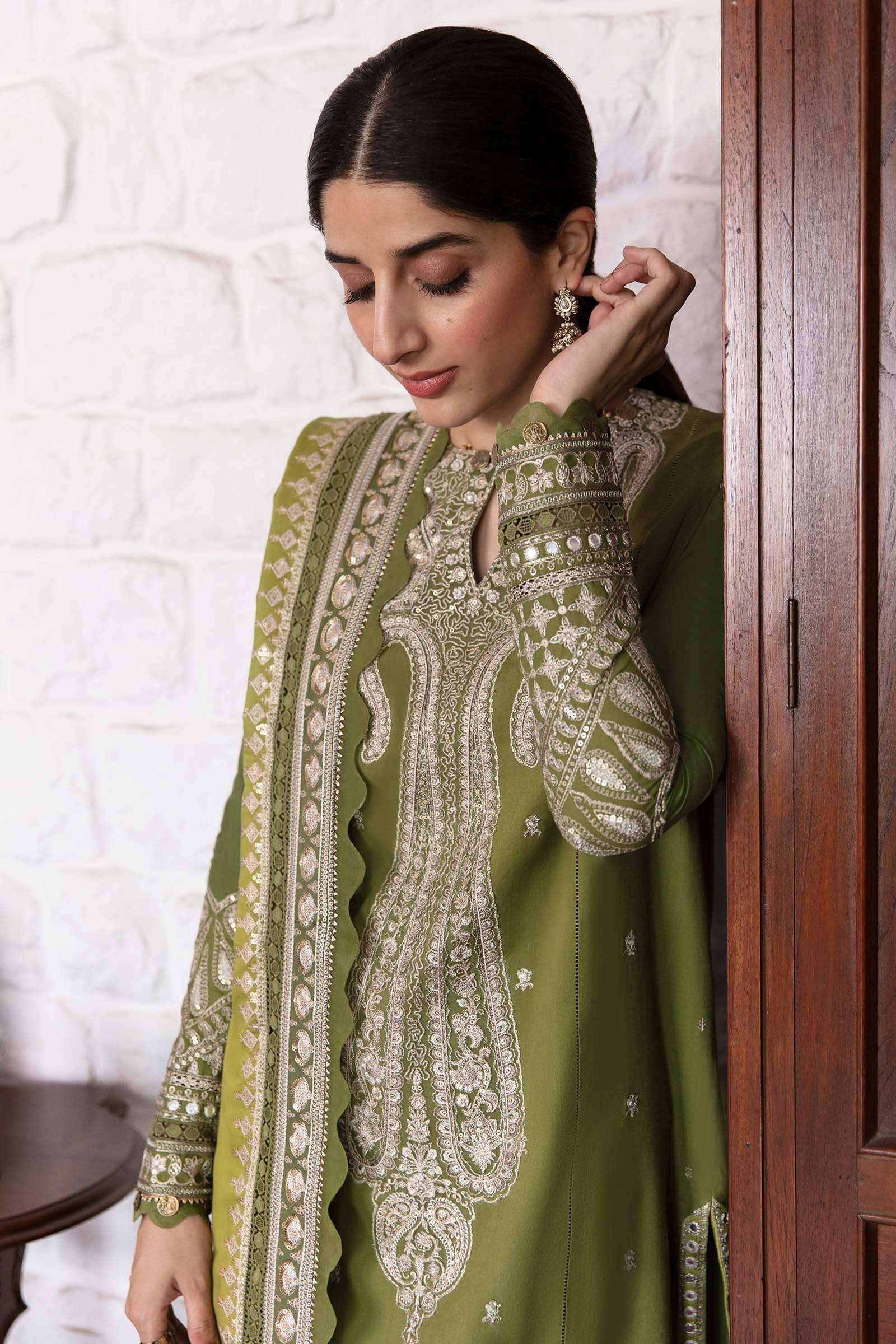 img_zaha_festive_lawn_22_awwal_boutique