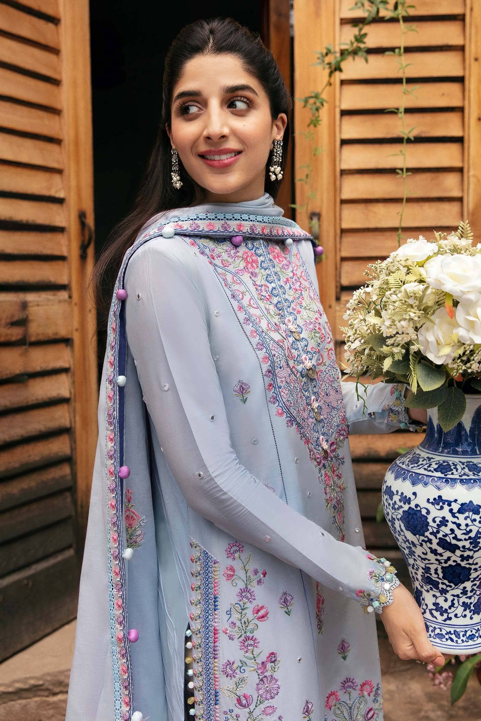 img_zaha_festive_lawn_22_awwal_boutique