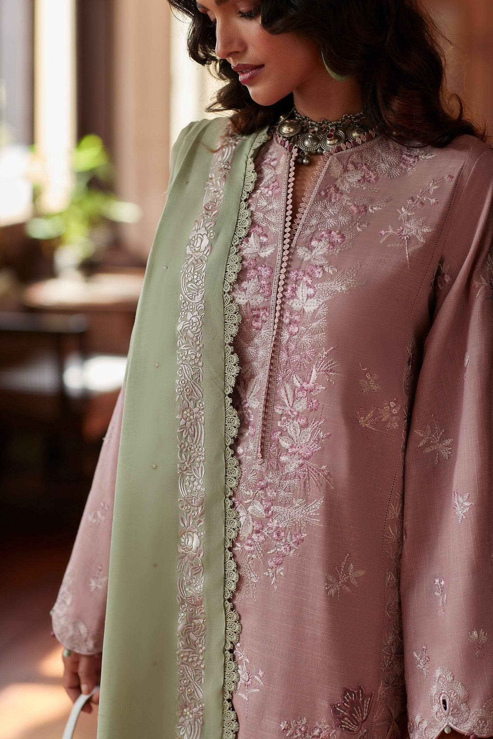 img_zaha_winter_22_awwal_boutique_awwal_boutique