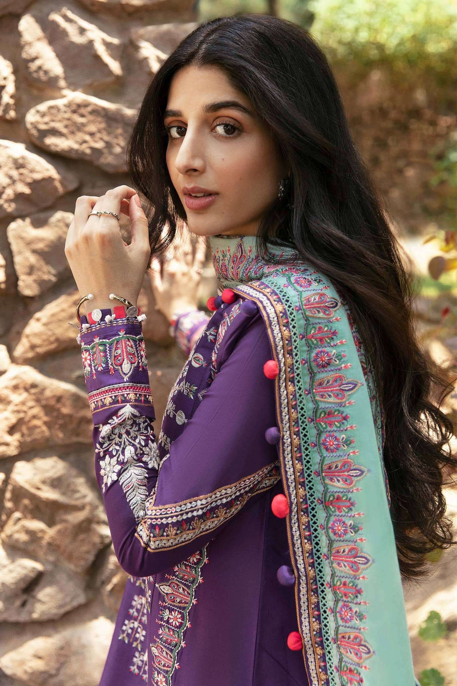 img_zaha_festive_lawn_22_awwal_boutique