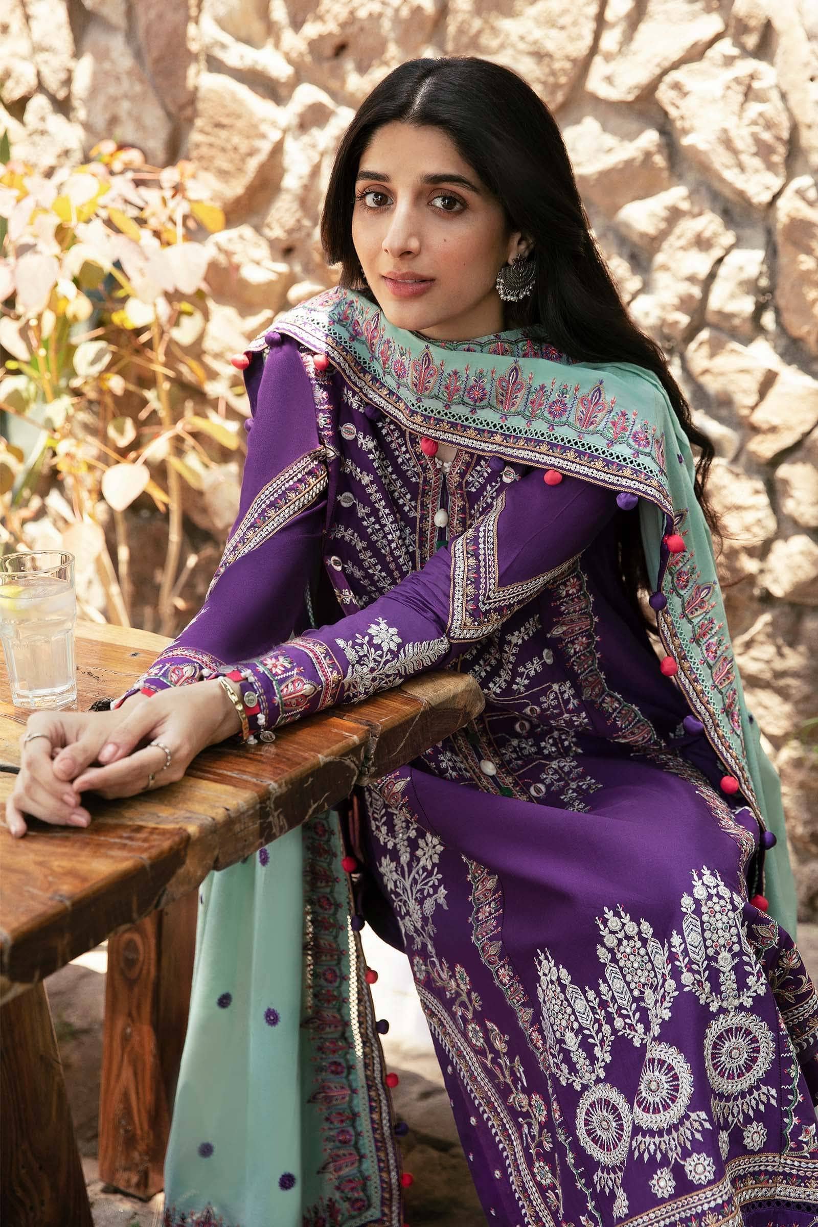 img_zaha_festive_lawn_22_awwal_boutique