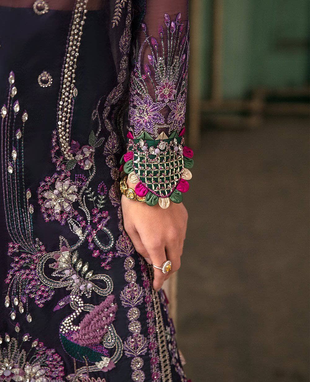 img_republic_womens_wear_wedding_edition_awwal_boutique