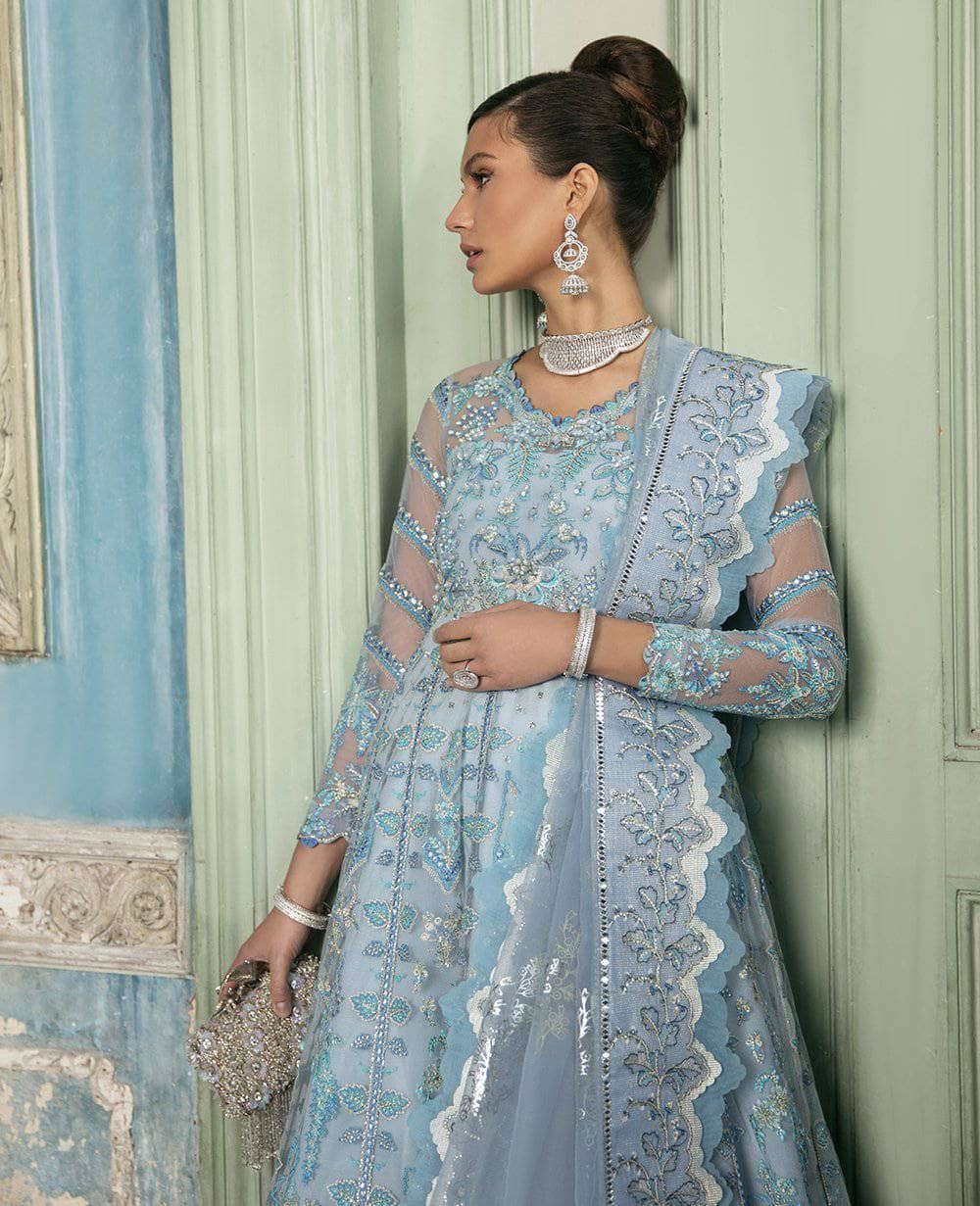 img_republic_womens_wear_wedding_edition_awwal_boutique