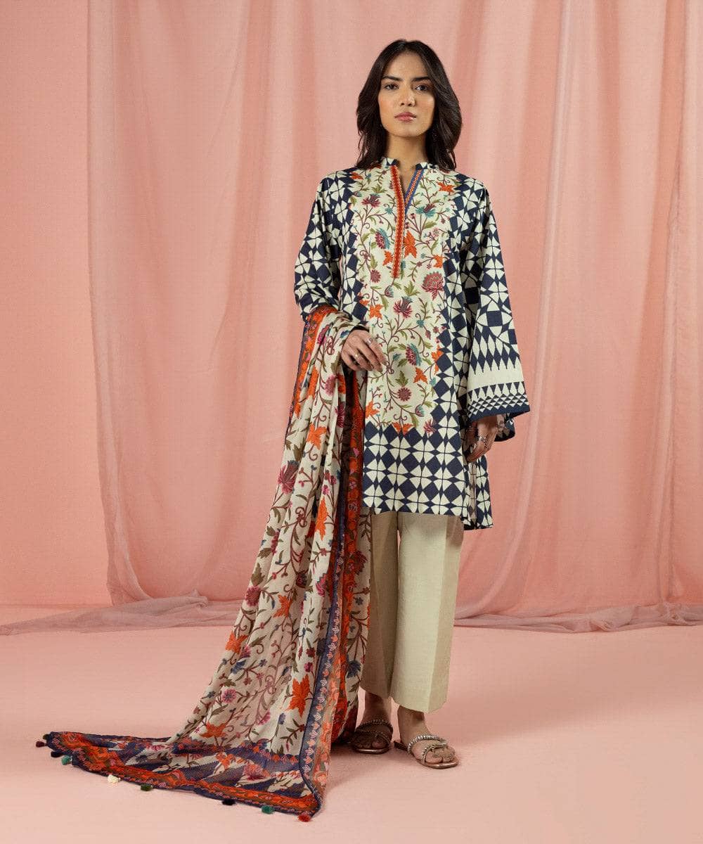 img_sapphire_lawn_23_awwal_boutique