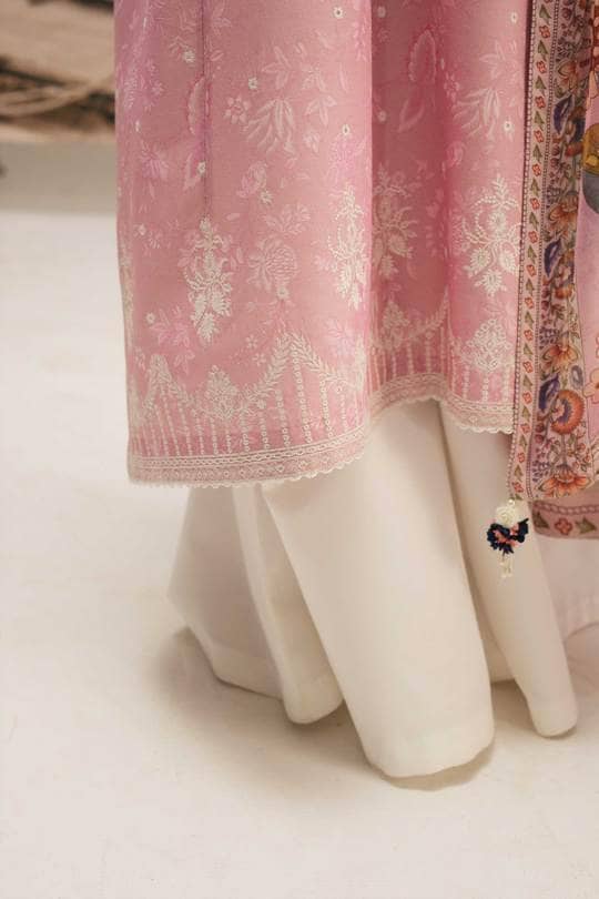 img_zara_shahjahan_coco_lawn_2020_awwal_boutique