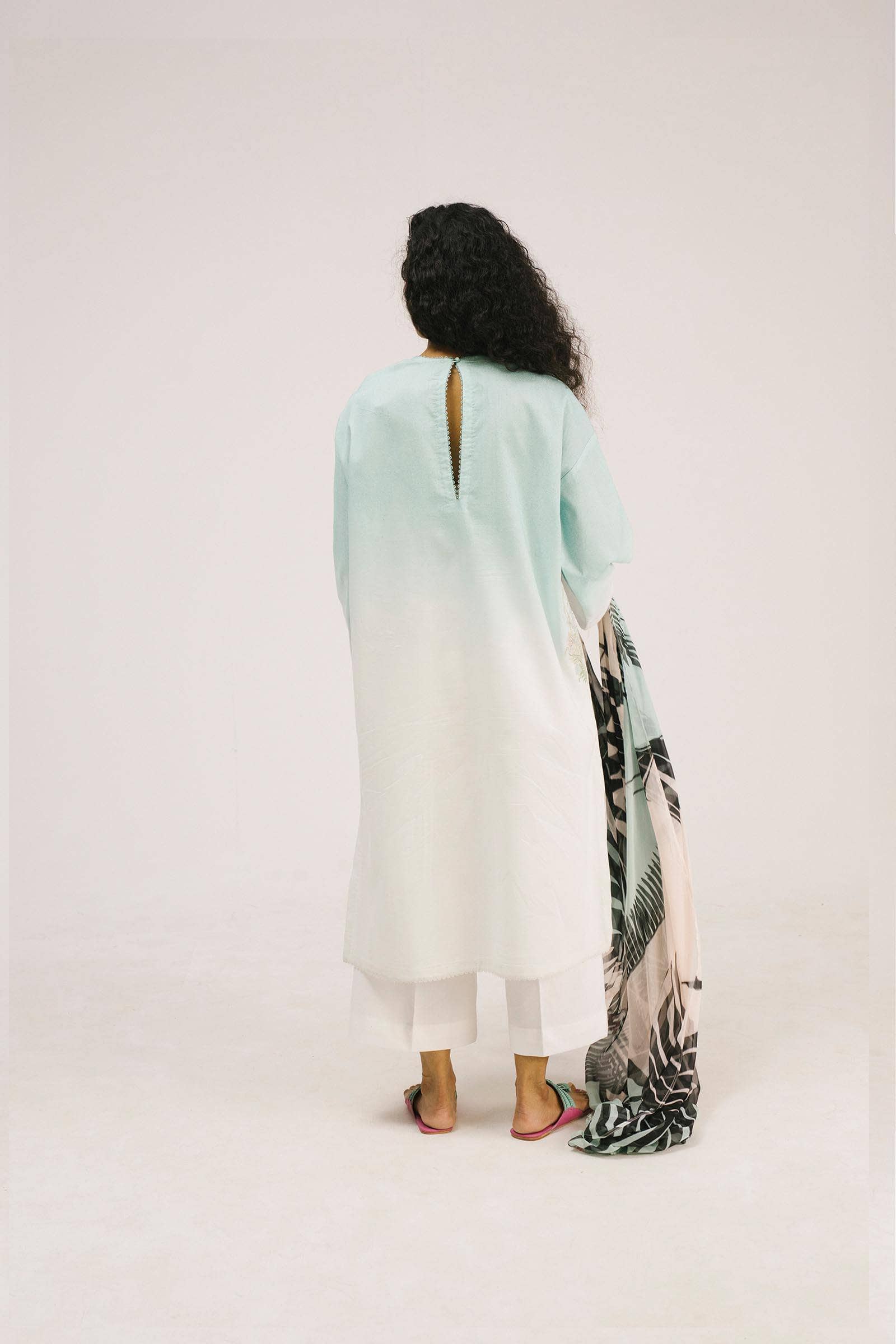 img_zara_shahjahan_lawn_collection_awwal_boutique_1A