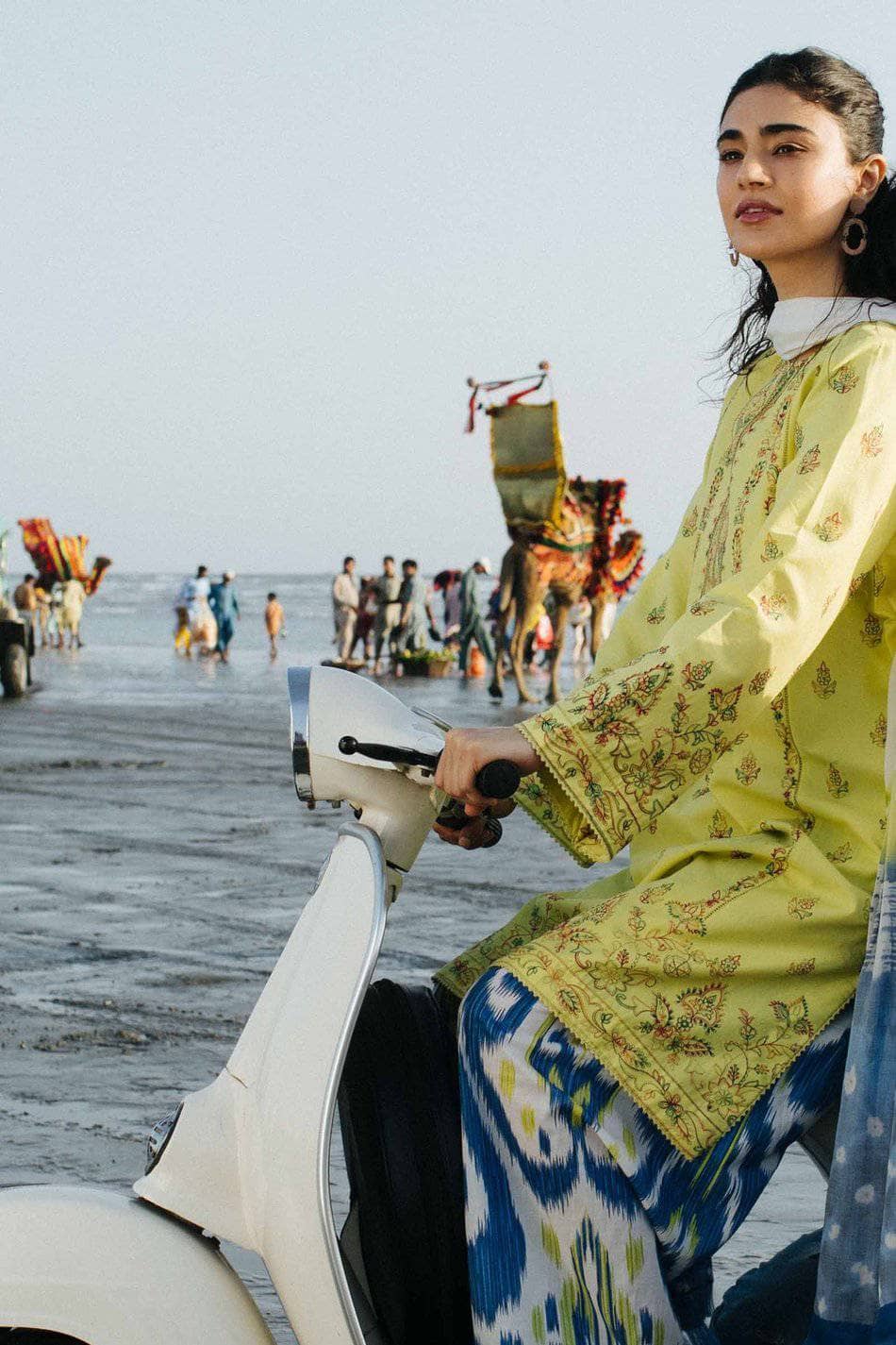 img_coco_by_zara_shahjahan_lawn_2021_awwal_boutoque