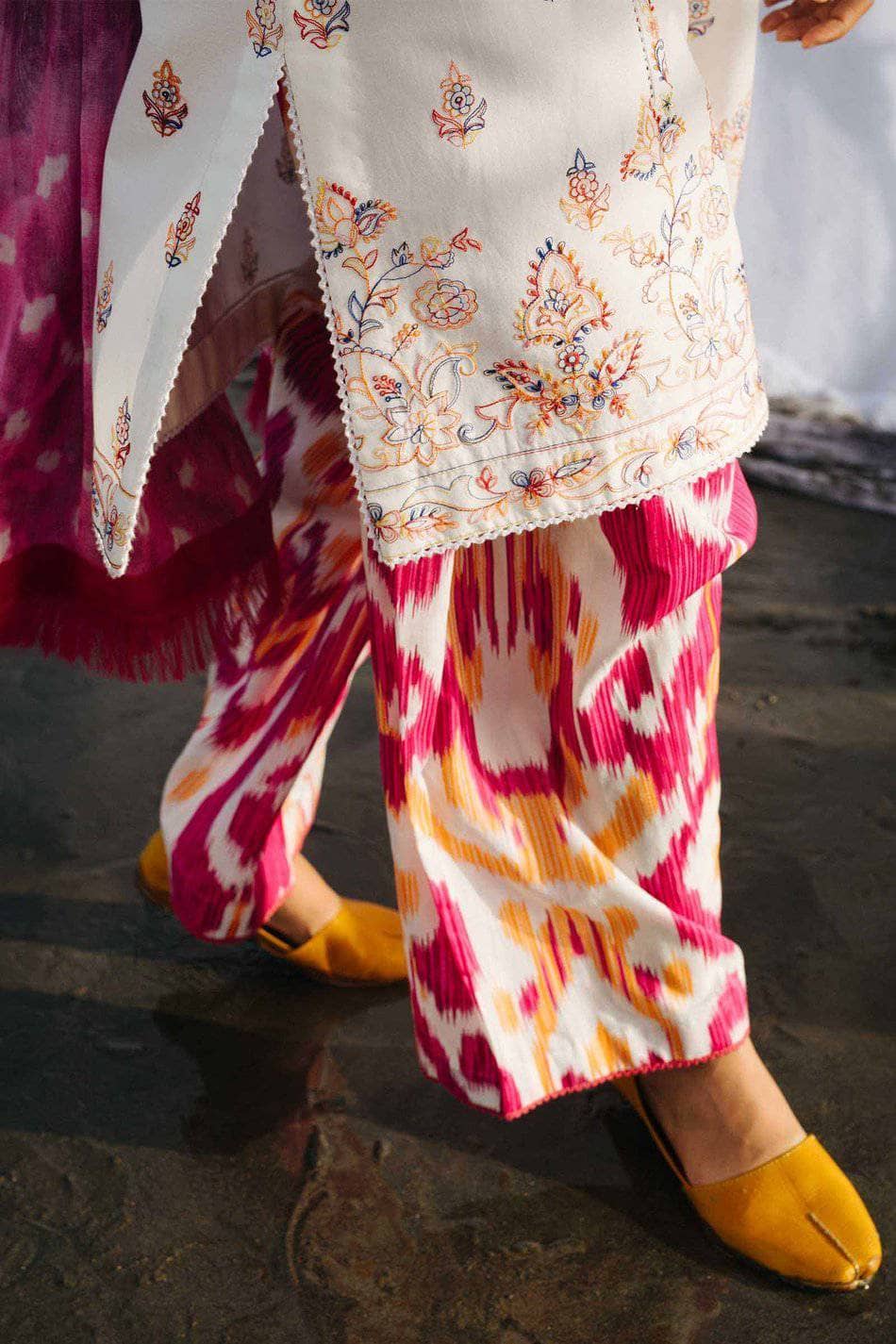 img_coco_by_zara_shahjahan_lawn_2021_awwal_boutoque