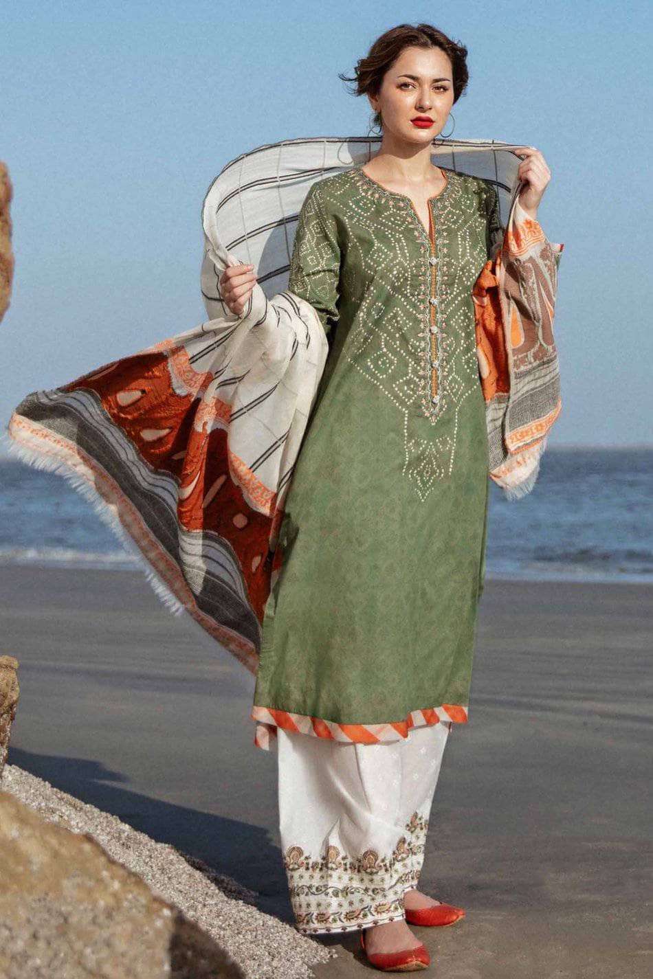 img_coco_by_zara_shahjahan_lawn_2021_awwal_boutoque