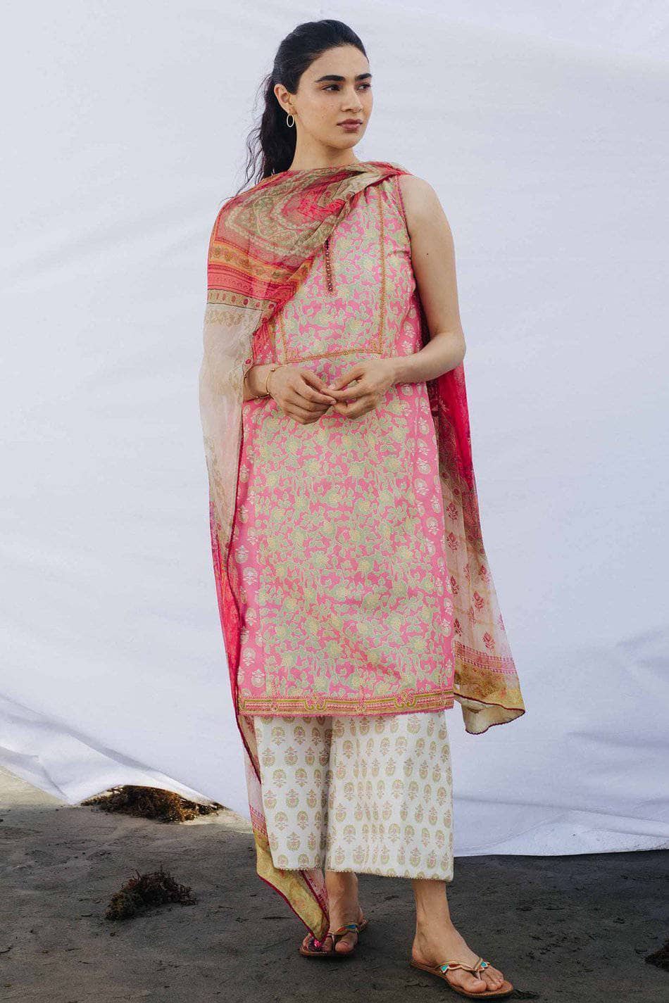 img_coco_by_zara_shahjahan_lawn_2021_awwal_boutoque