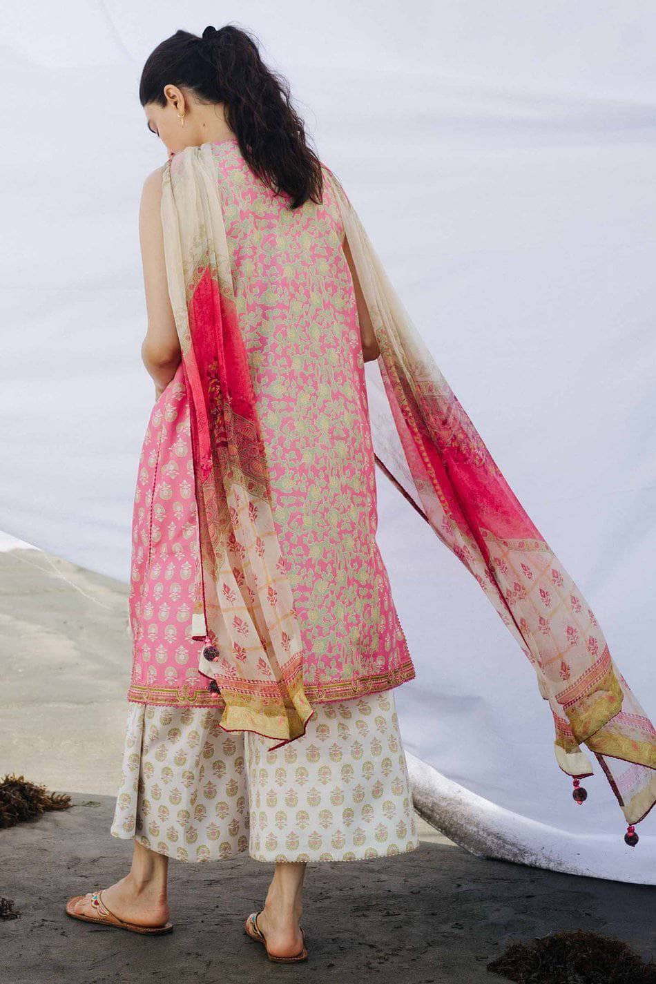 img_coco_by_zara_shahjahan_lawn_2021_awwal_boutoque