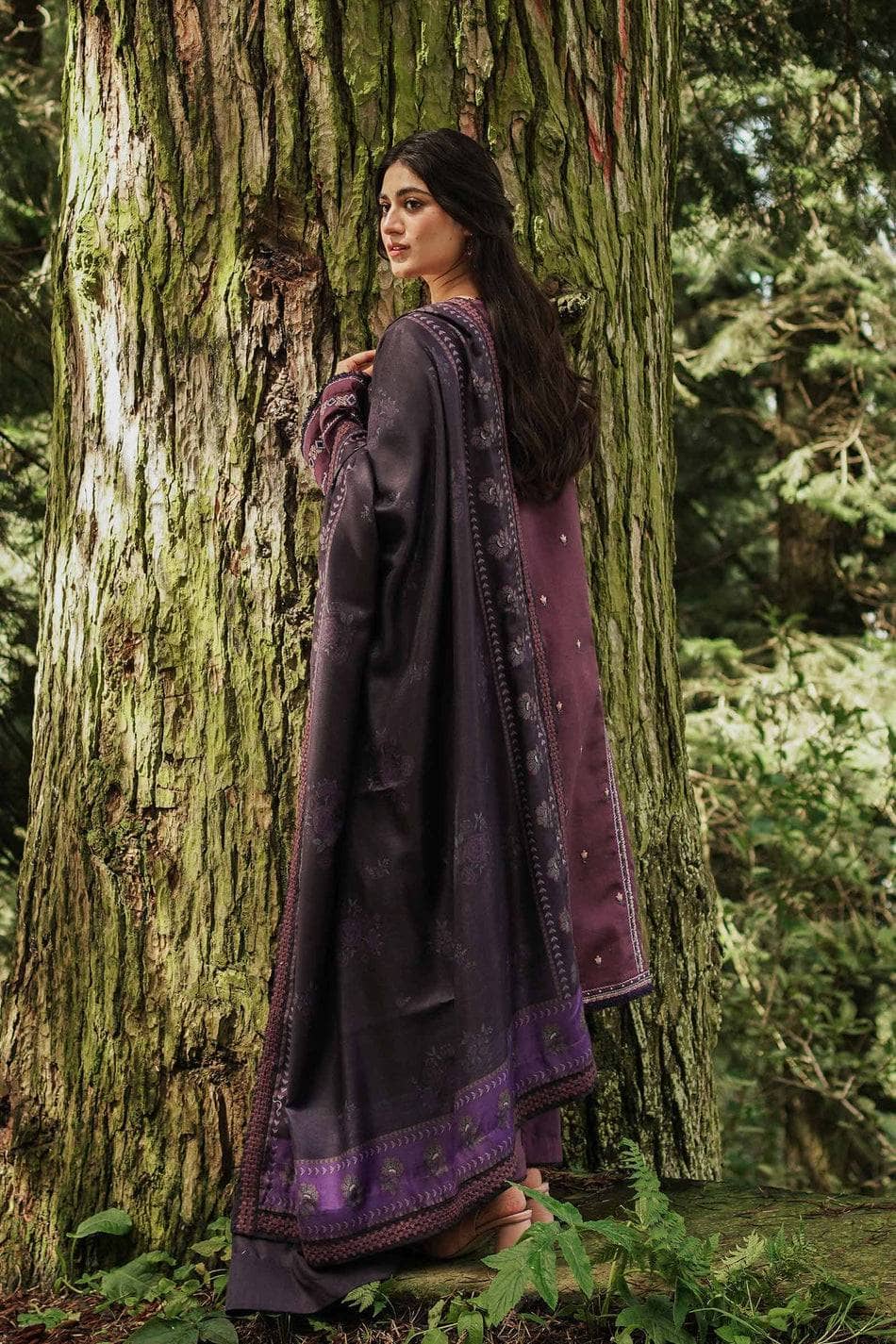 Img_coco_by_zara_shahjahan_winter_22_awwal_boutique