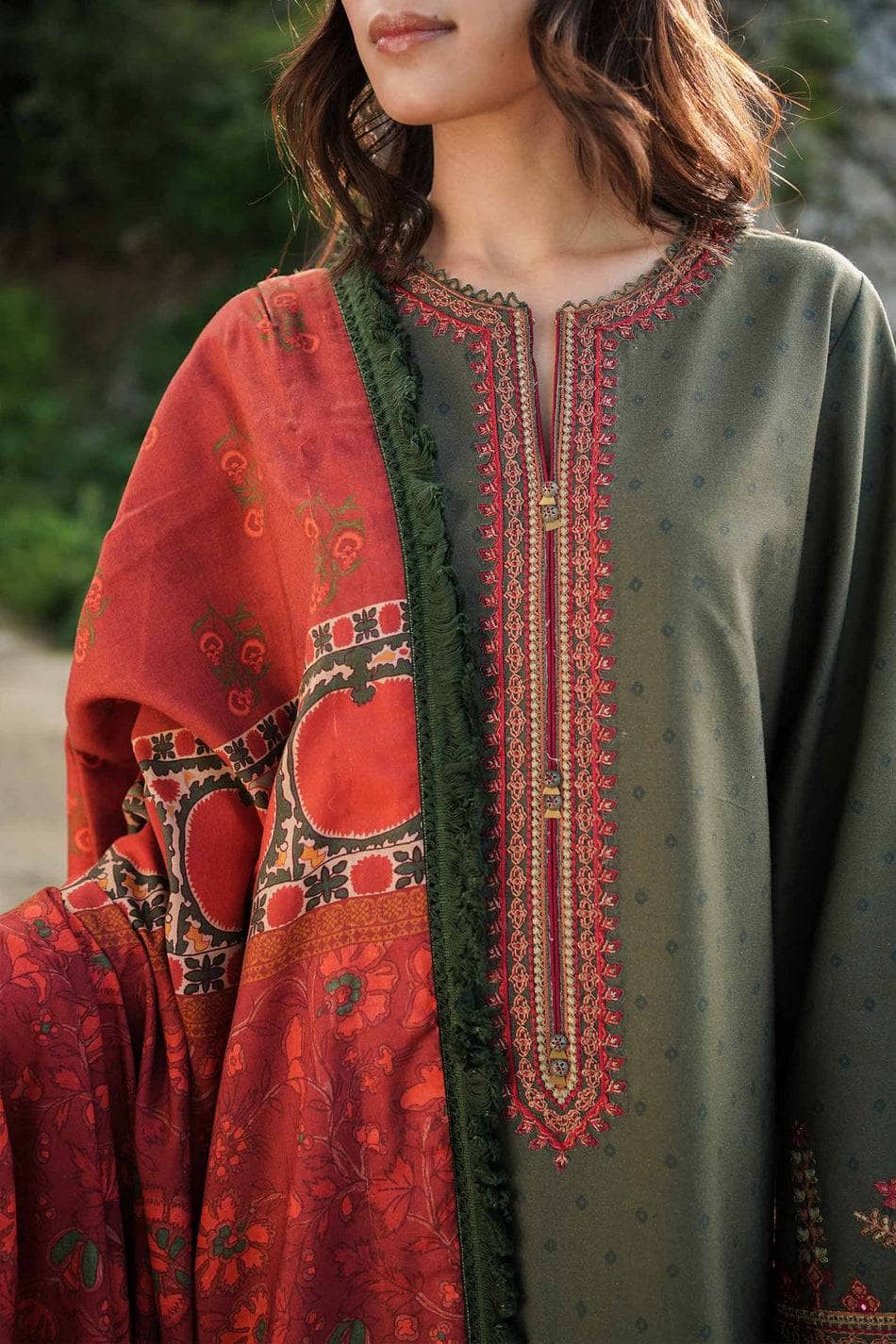 img_zara_shahjahan_coco_winter_22_awwal_boutique