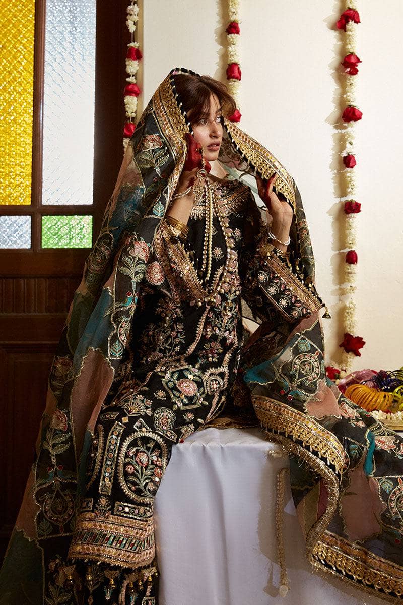 img_zarlish_by_mohsin_naveed_ranjha_awwal_boutique