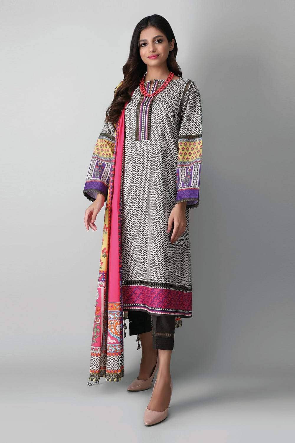 img_khaadi_lawn_2021_awwal_boutique