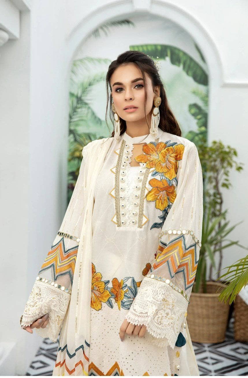 img_adans_libas_schiffli_lawn_awwal_boutique