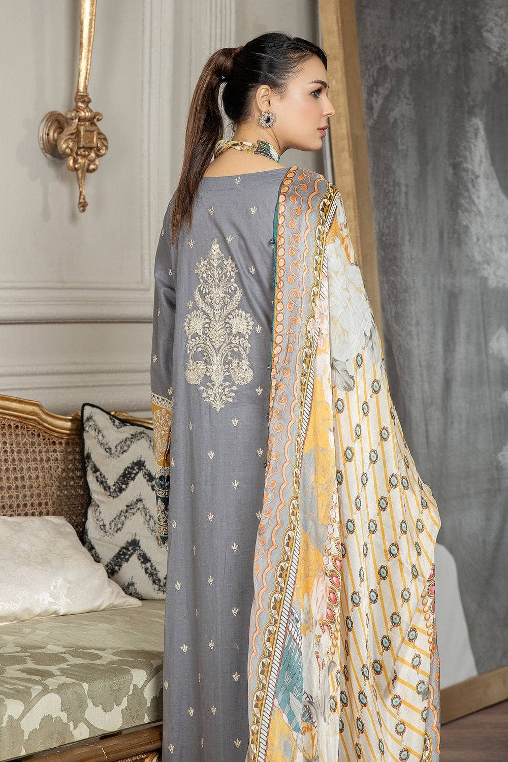 img_adans_libas_dulcet_lawn_23_awwal_boutique