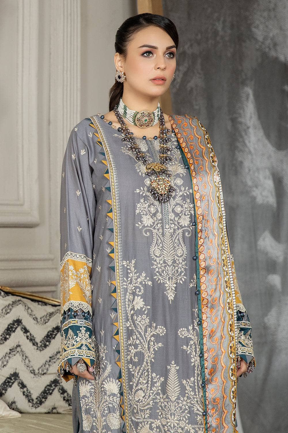 img_adans_libas_dulcet_lawn_23_awwal_boutique