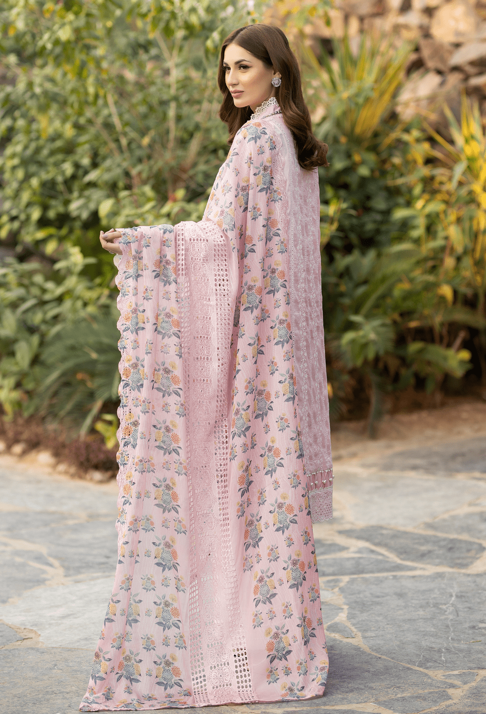 img_adans_libas_fuchsia_lawn_awwal_boutique