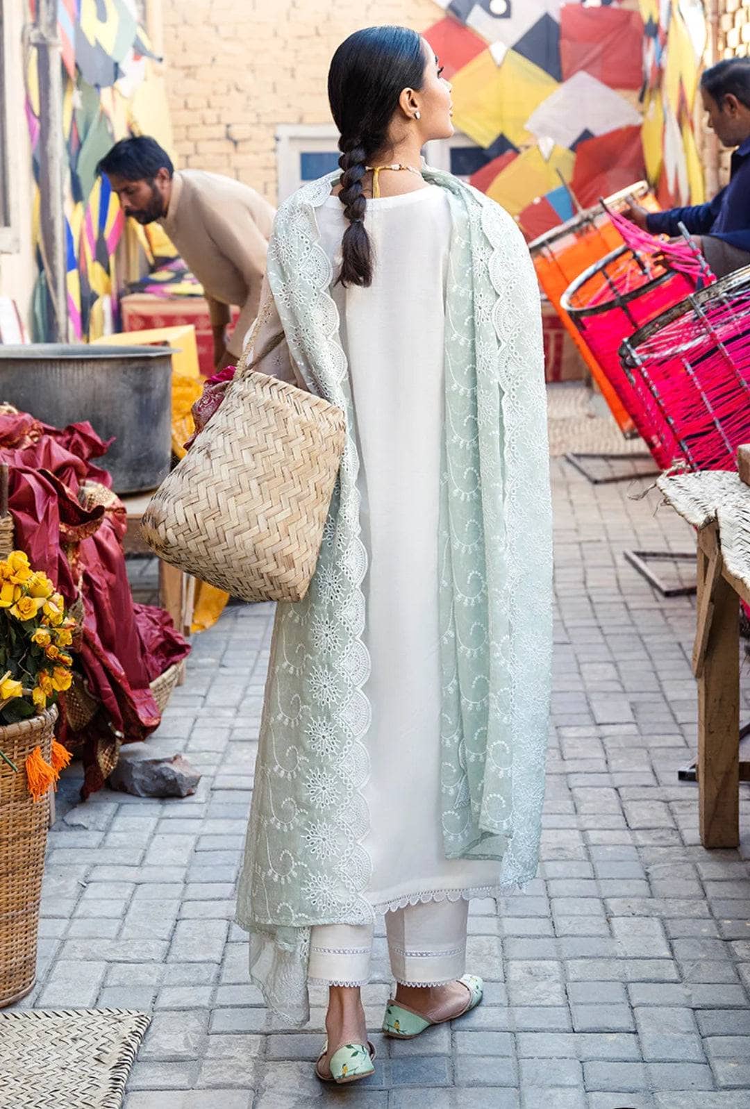 Img_cross_stitch_lawn_awwal_boutique