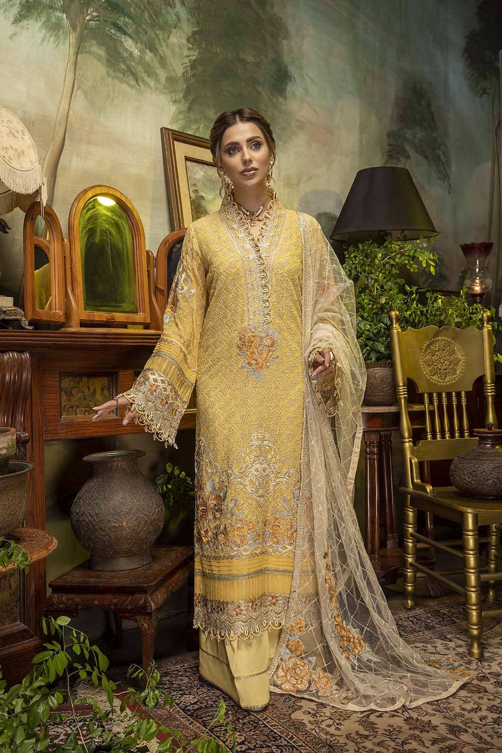 img_adans_libas_schiffli_chikankari_chiffon_awwal_boutique