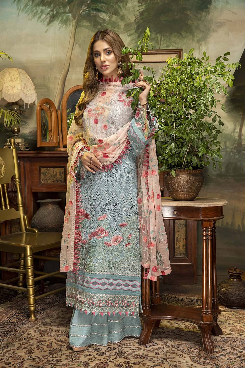 img_adans_libas_chikankari_chiffon_awwal_boutique