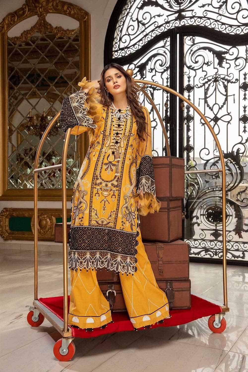 img_adans_libas sensation_awwal_boutique