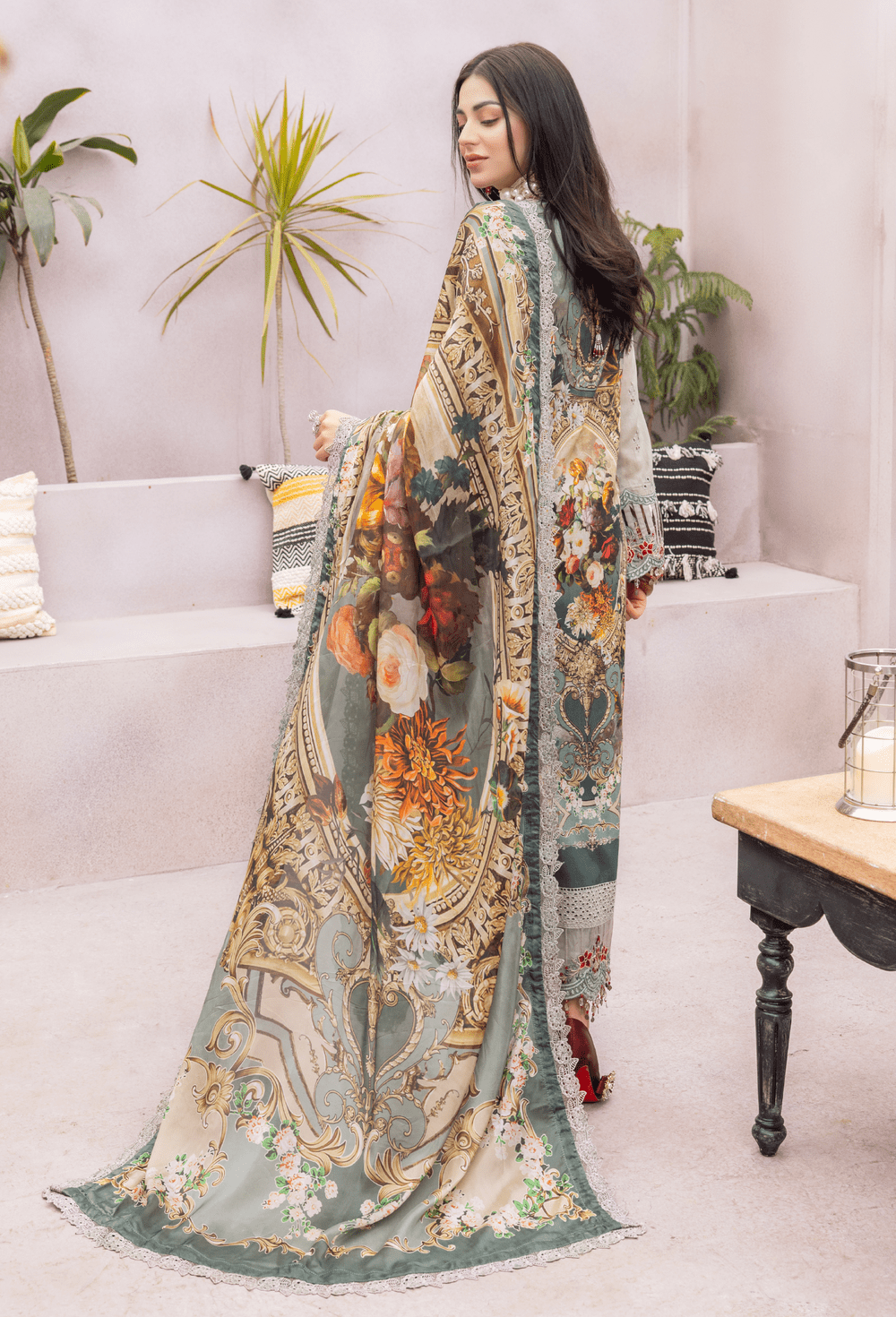 img_adans_libas_luxuriate_awwL_boutique