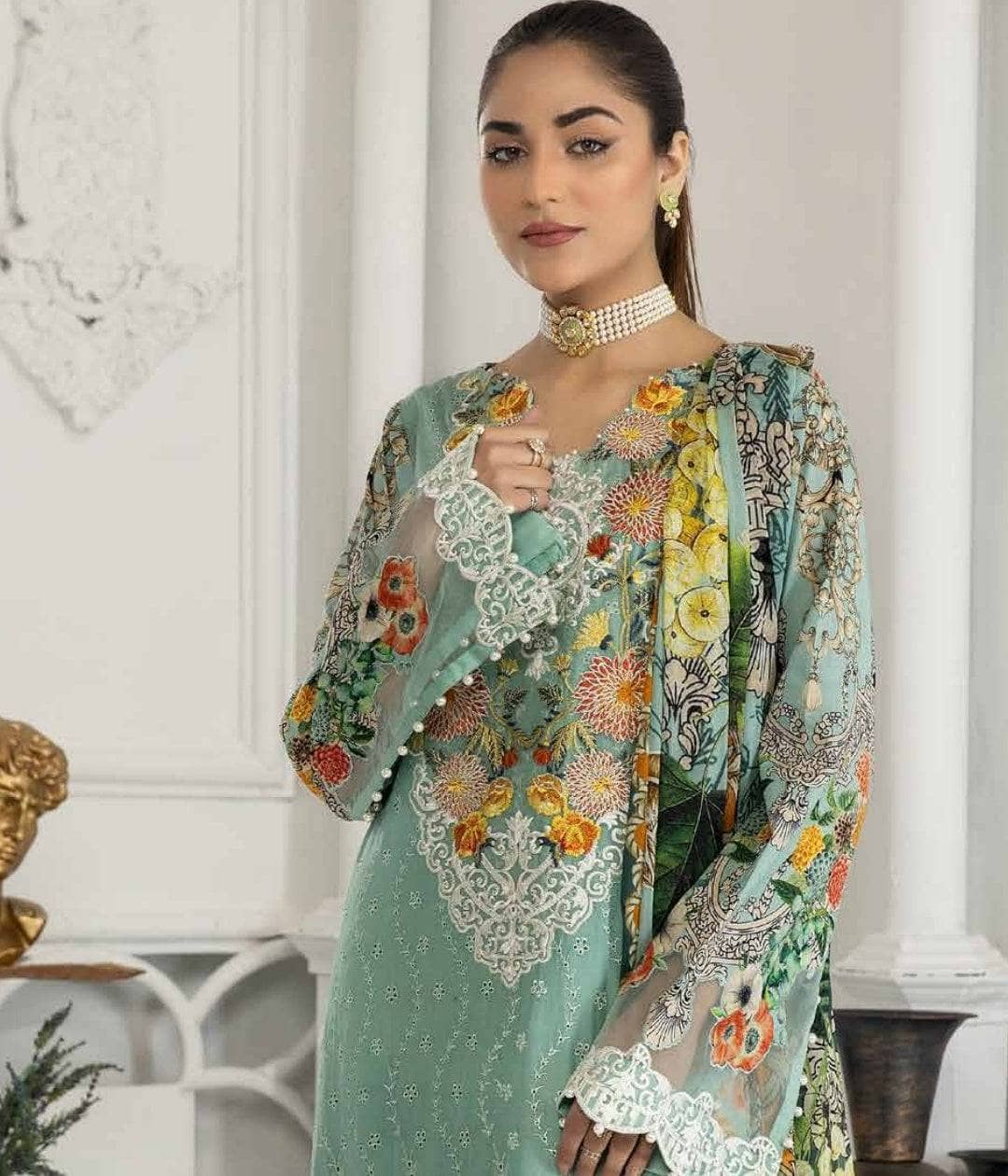 img_adans_libas_festive_chikankari_lawn_22_awwal_boutique