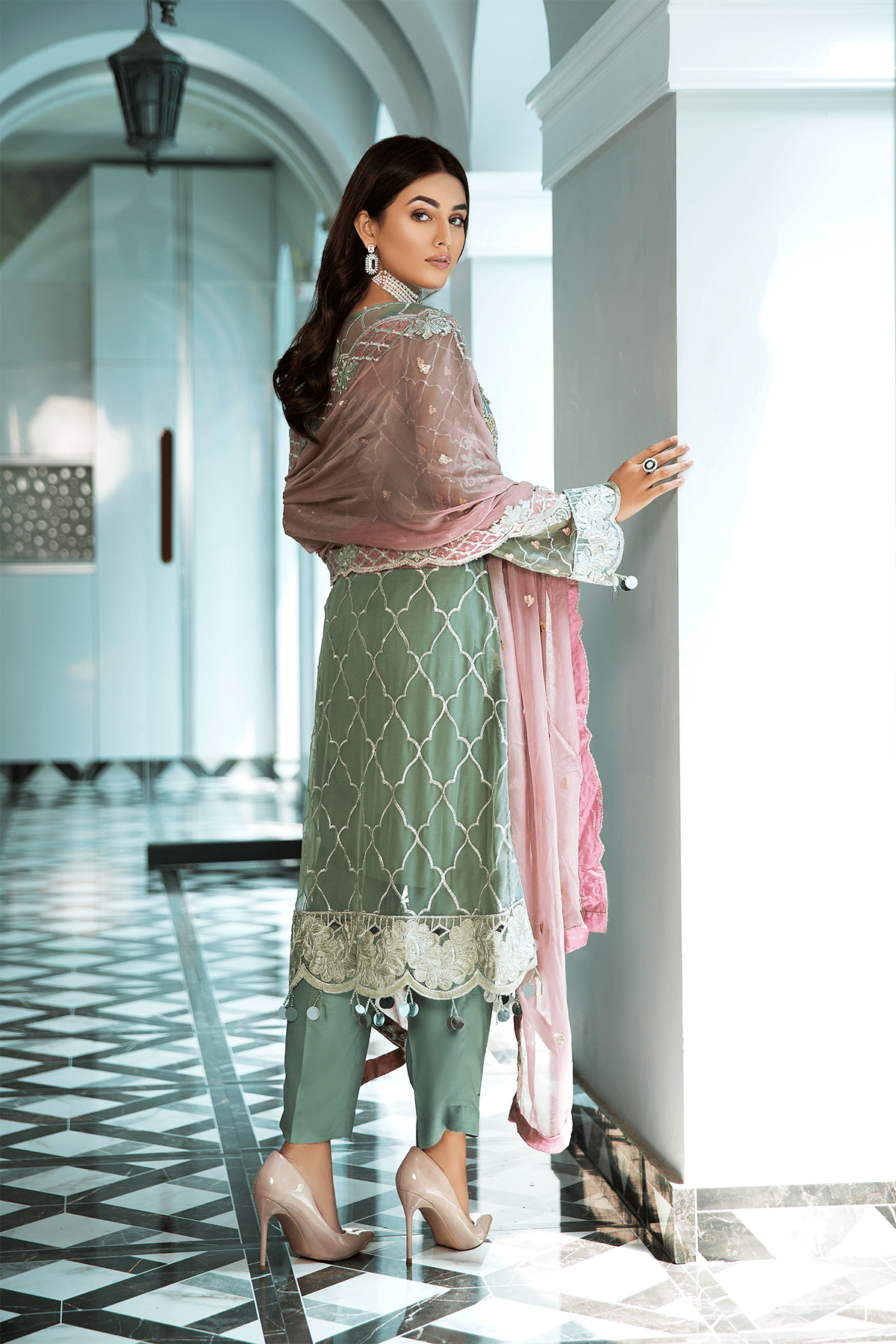 img_zeenat_zebtan_chiffon_awwal_boutique