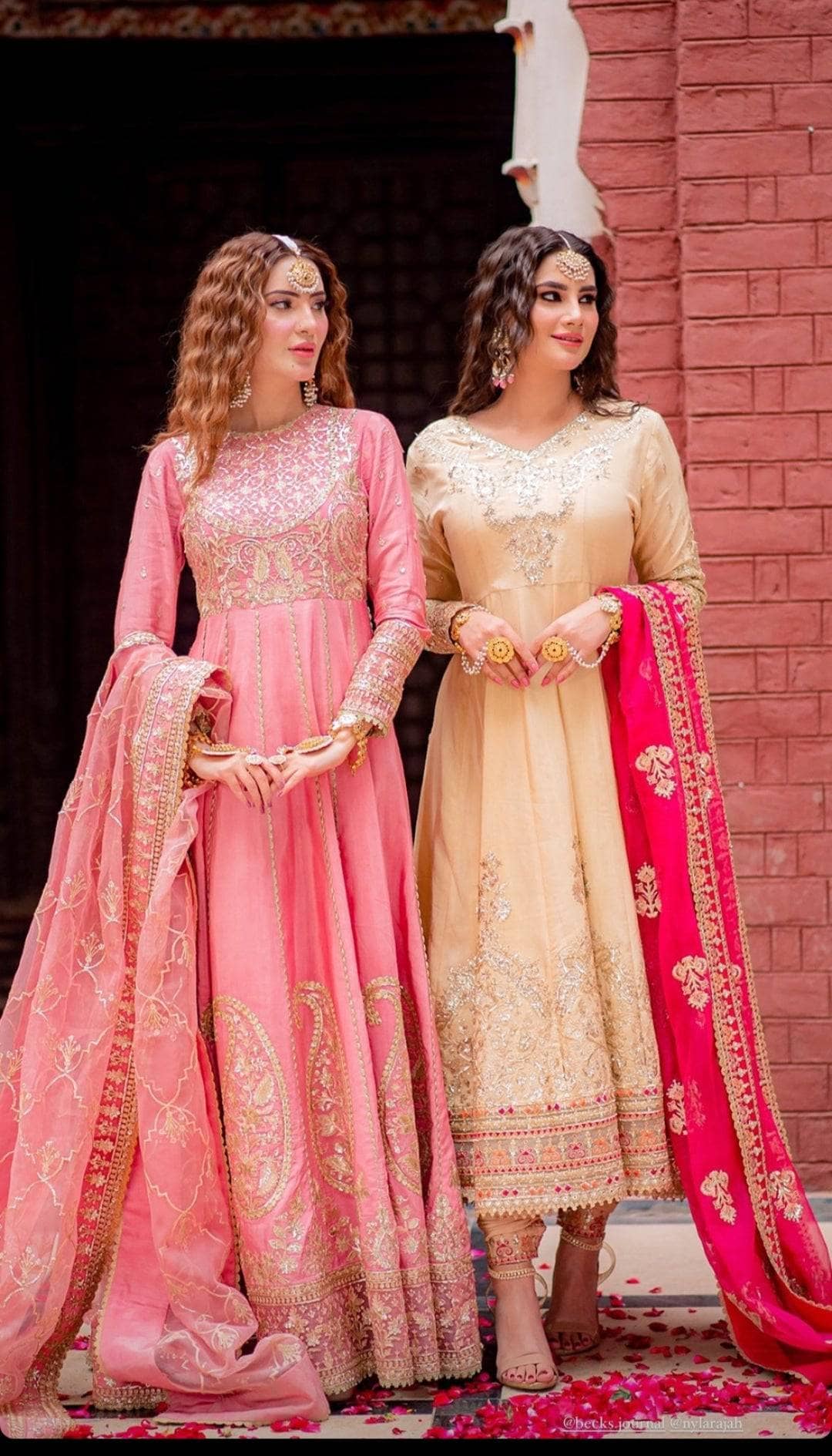 img_afrozeh_divani_silk_edit_22_awwal_boutique