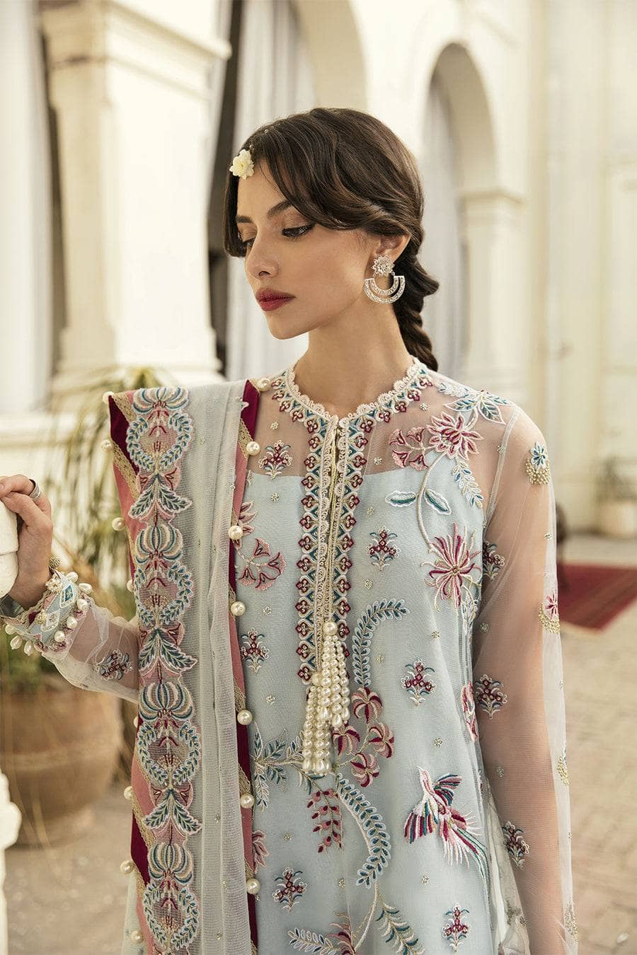 Img_afrozeh_dhoop_kinarey_awwal_boutique