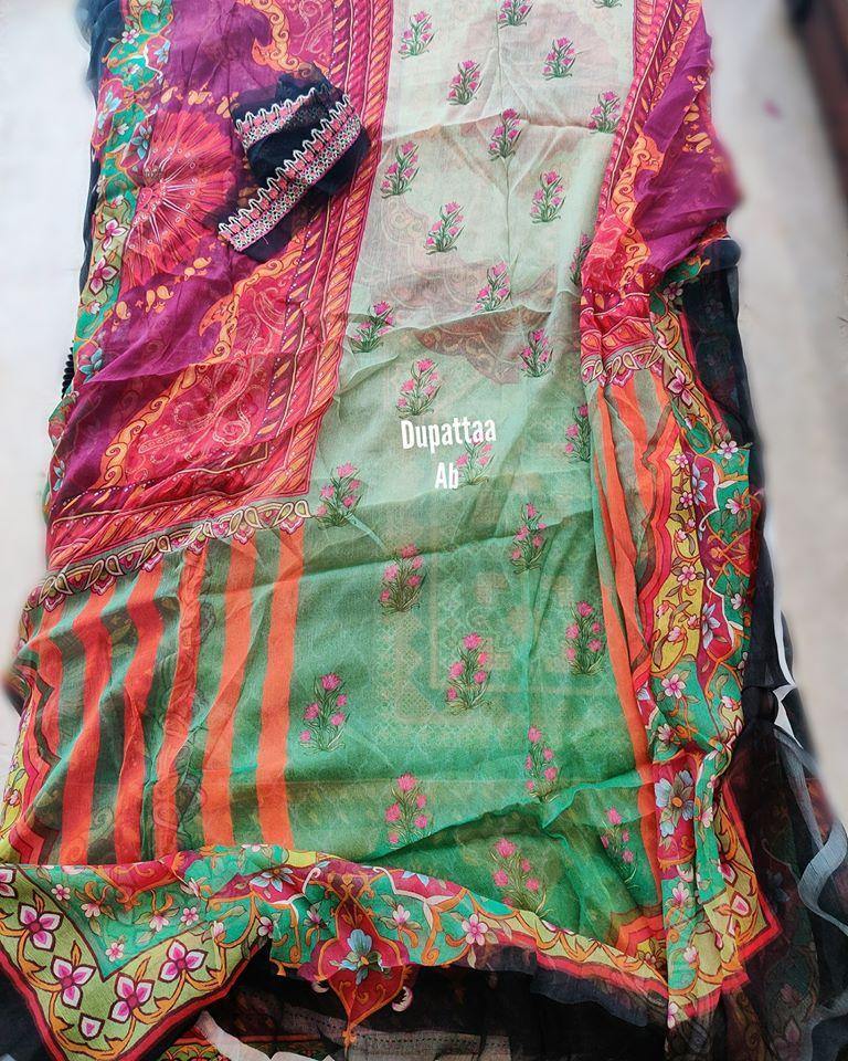 img_open_pics_afsaneh_lawn_awwal_boutique