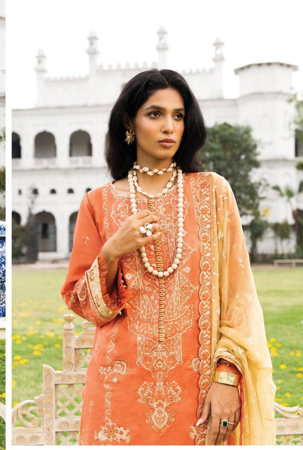 img_aik_atelier_lawn_23_awwal_boutique