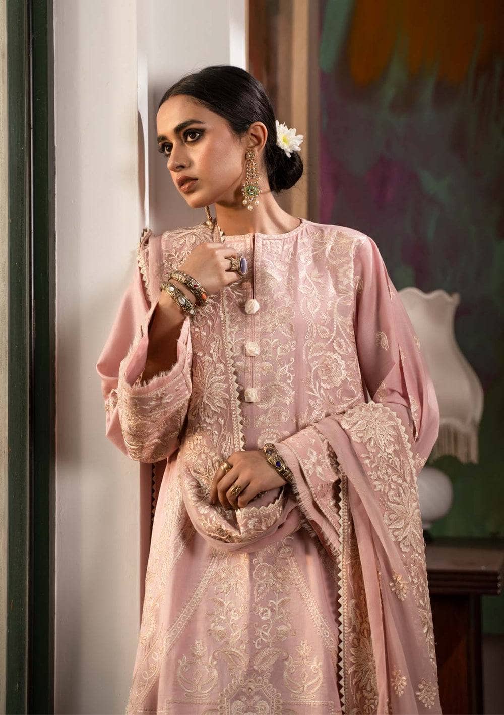 img_aik_dareeche_lawn_vol_3_awwal_boutique