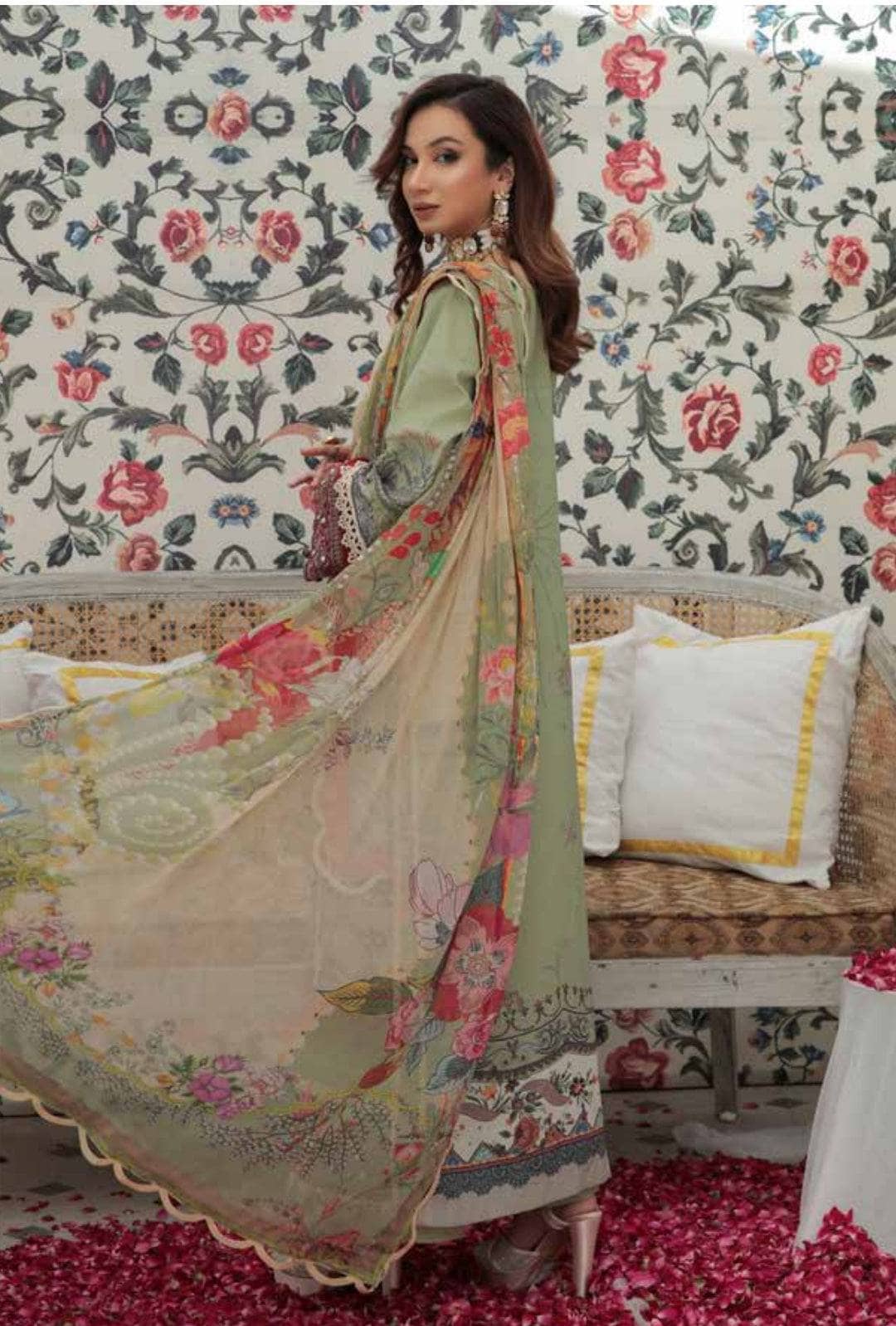 img_alif_by_ajr_awwal_boutique