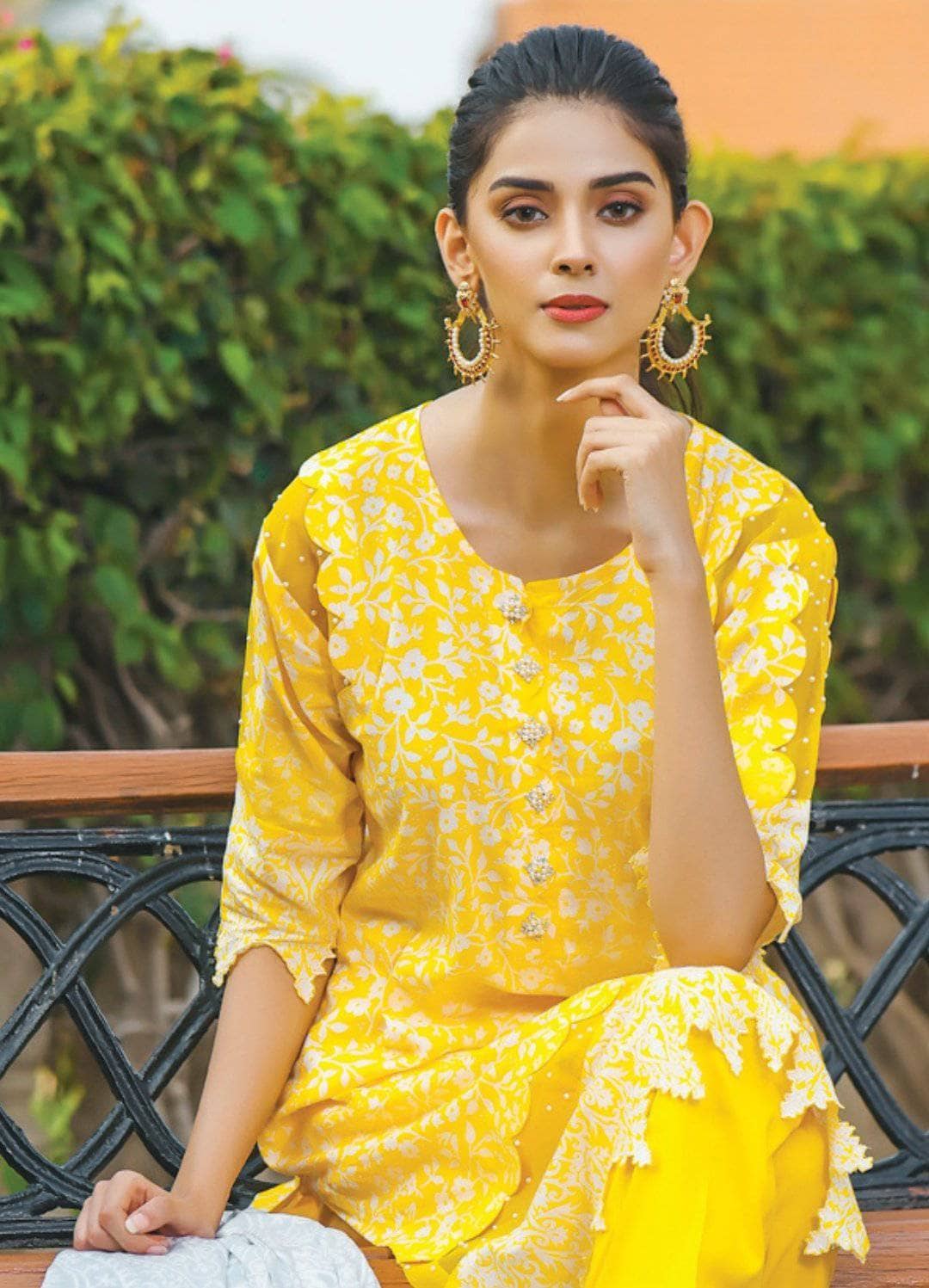 img_anum_cambric_awwal_boutique