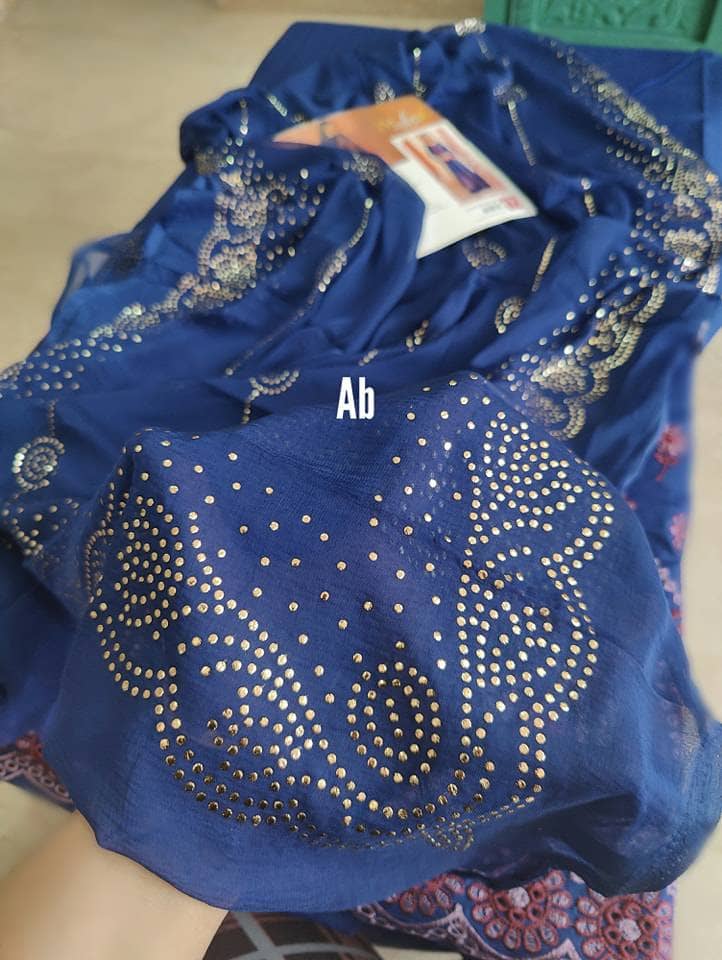 img_al_zohaib_mukesh_chikankari_awwal_boutique