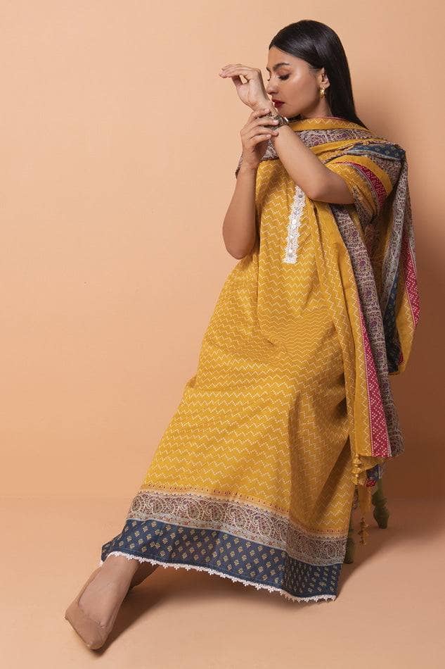 img_khaadi_lawn_22_awwal_boutique