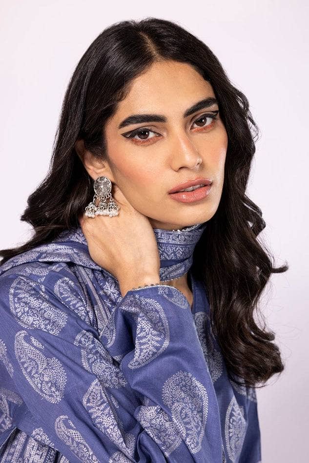 img_khaadi_lawn_23_awwal_boutique