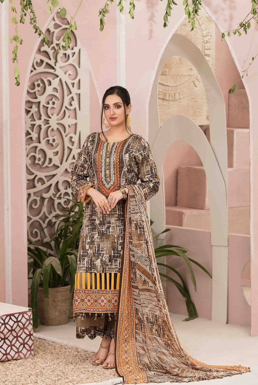 img_amna_sohail_by_tawakkal_lawn_2021_awwal_boutique