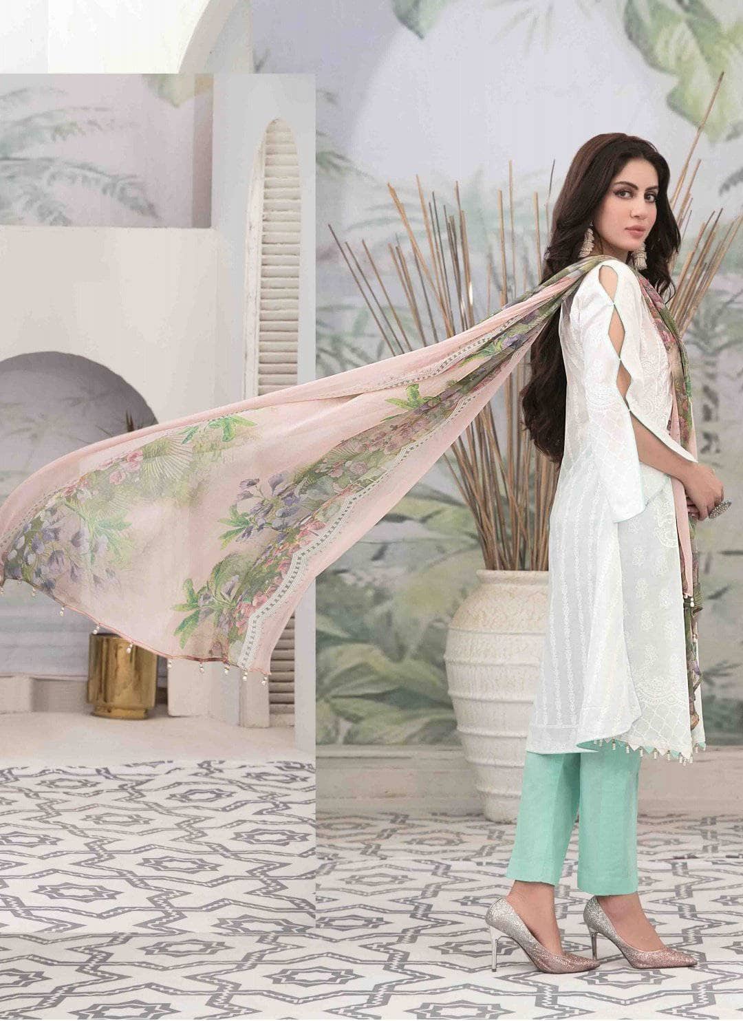 img_amna_sohail_by_tawakkal_lawn_2021_awwal_boutique