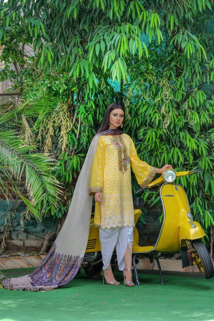 img_anamta_schiffly_lawn_collection_awwal_boutique