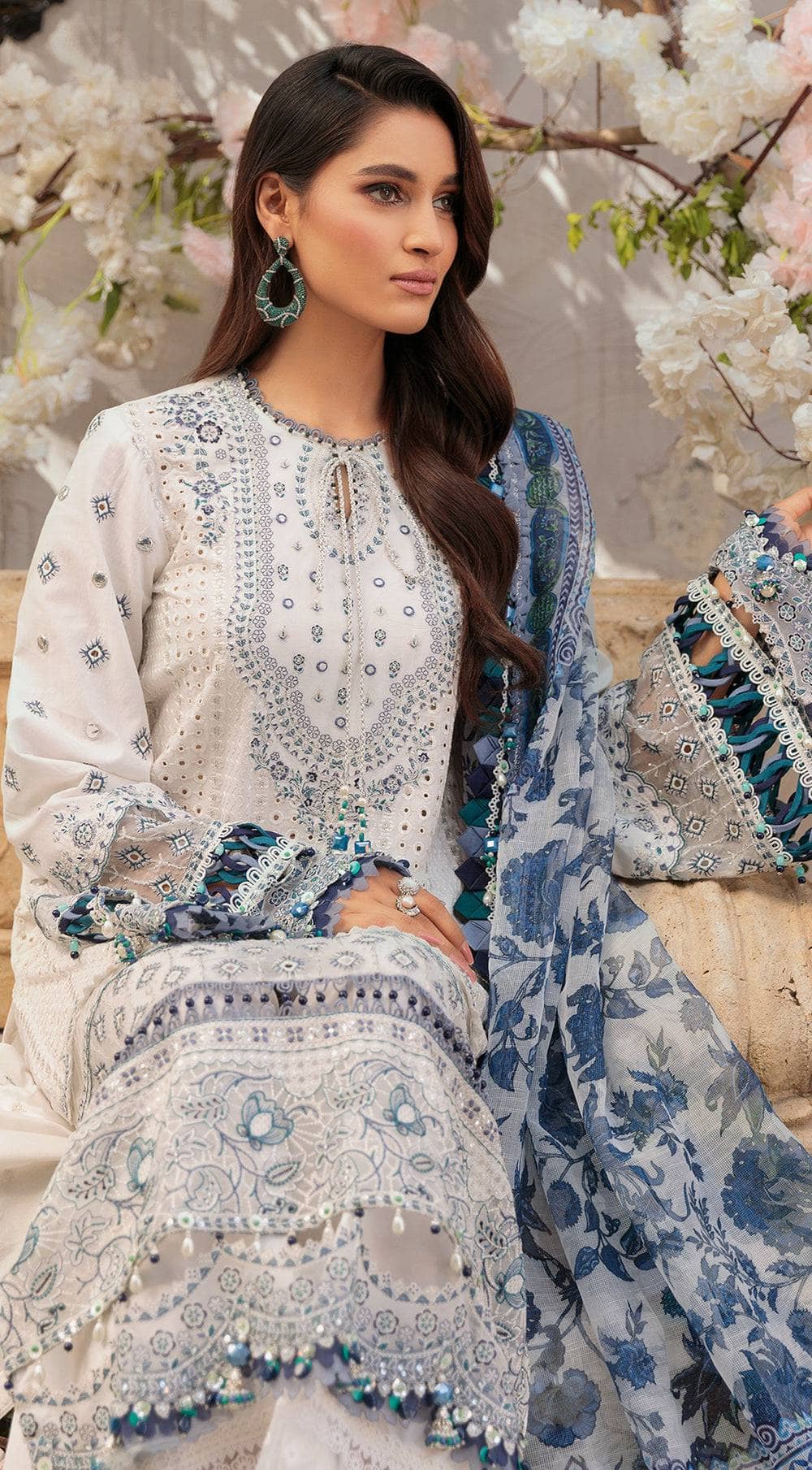 img_anaya_chikankari_lawn_awwal_boutique