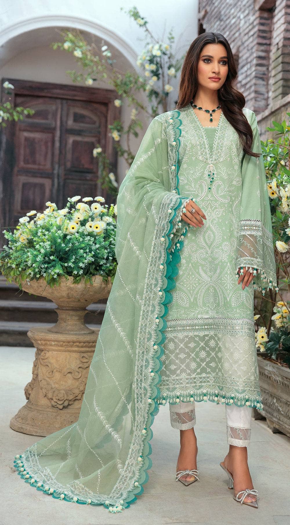 img_anaya_chikankari_lawn_awwal_boutique