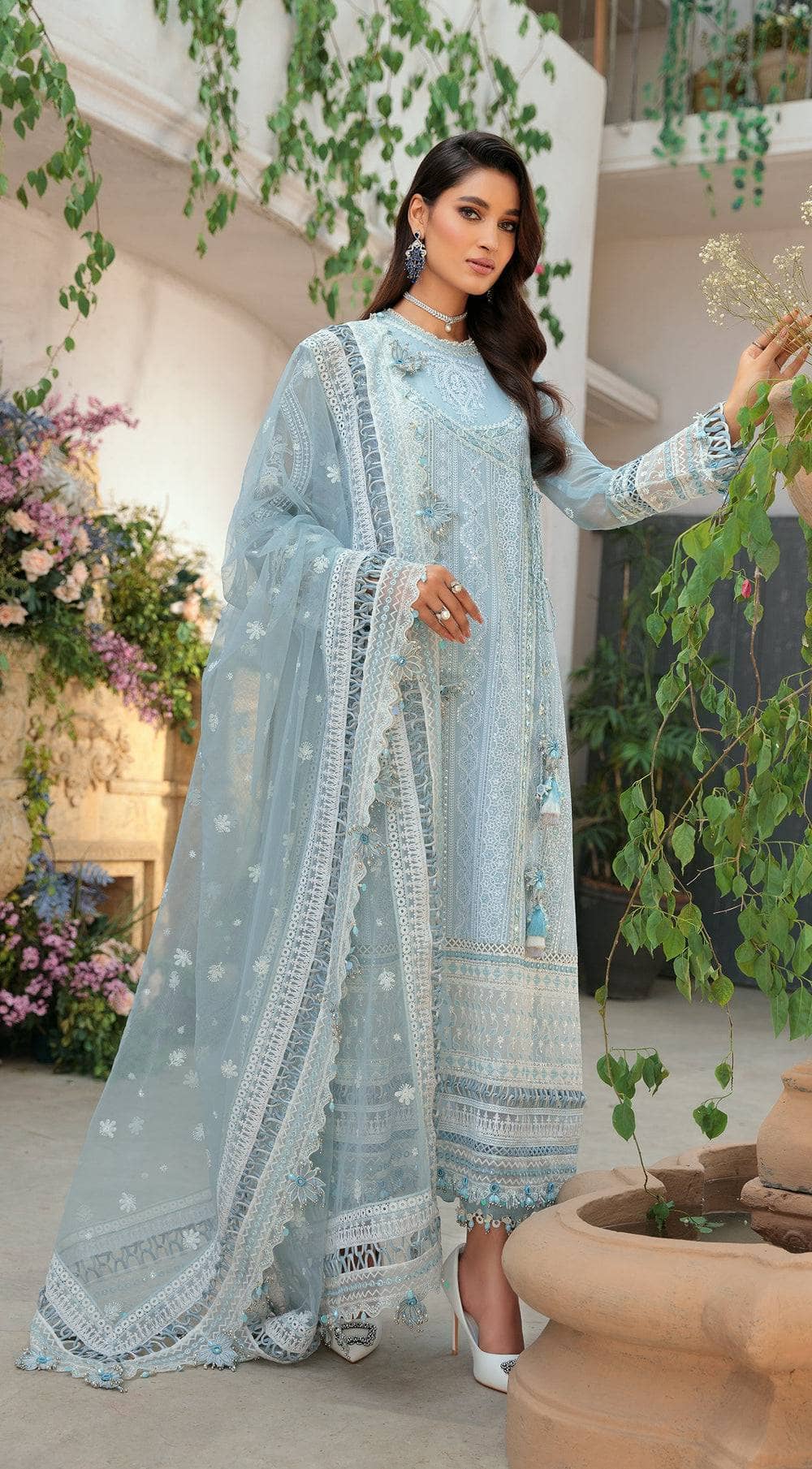 img_anaya_chikankari_lawn_awwal_boutique