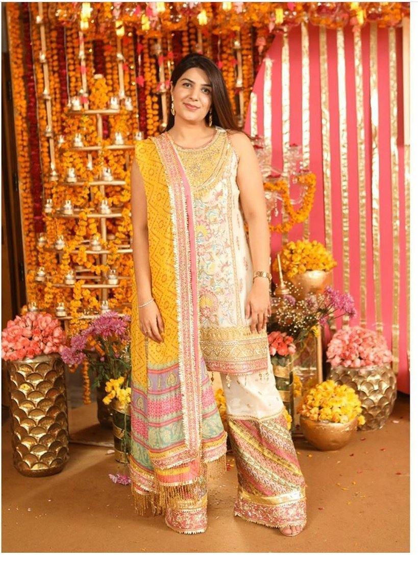 img_spotted_in_kamiar_rokni_wedding_edition_awwal_boutique