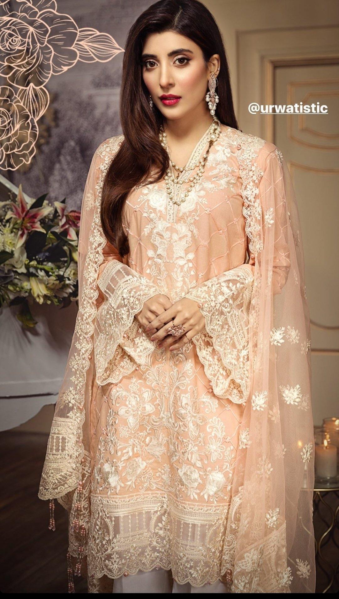 img_anaya_lawn_2020_awwal_boutique